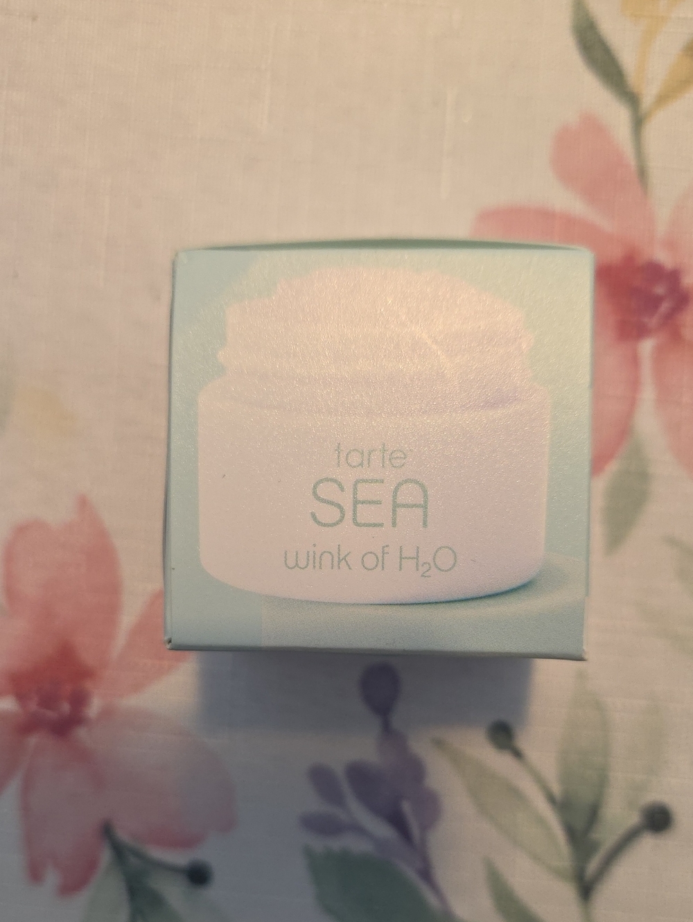 tarte SEA Wink of H2O Hydrating Eye Cream - pale blue packaging
